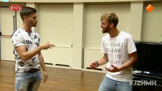 Afbeelding van 'Kopieermachine' Marvin mept Tim in elkaar