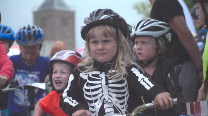 Typisch Oosterend - Texel - Aflevering 10: De Ronde van Oosterend