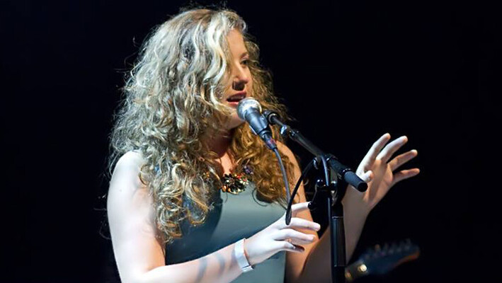 De beste singer-songwriter in Concert deel 2