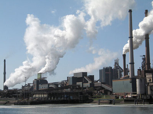 IJMUIDEN 28-04-2020, Aerial photos energiecentrales, Tata Steel in IJmuiden.  Tata Steel Europe, staalproductie, hoogwaardig staal, industriële  werkgever. Industrie, hoogovens (Photo by Pro Shots/Sipa USA Stock Photo -  Alamy