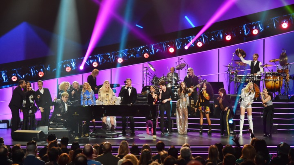 Elton John: I'm still standing - a Grammy Salute
