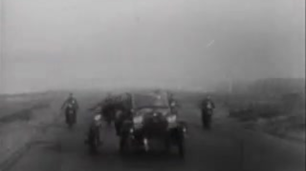 new_StuntCom1918_512kb