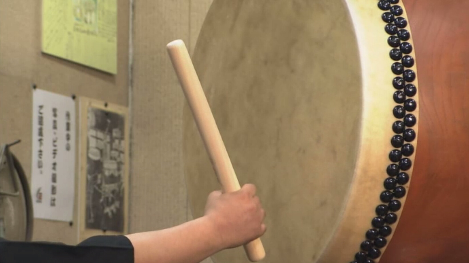 Post impressionisme koken Vermelden Schooltv: Hoe worden Japanse trommels gemaakt? - Van hout en koeienleer