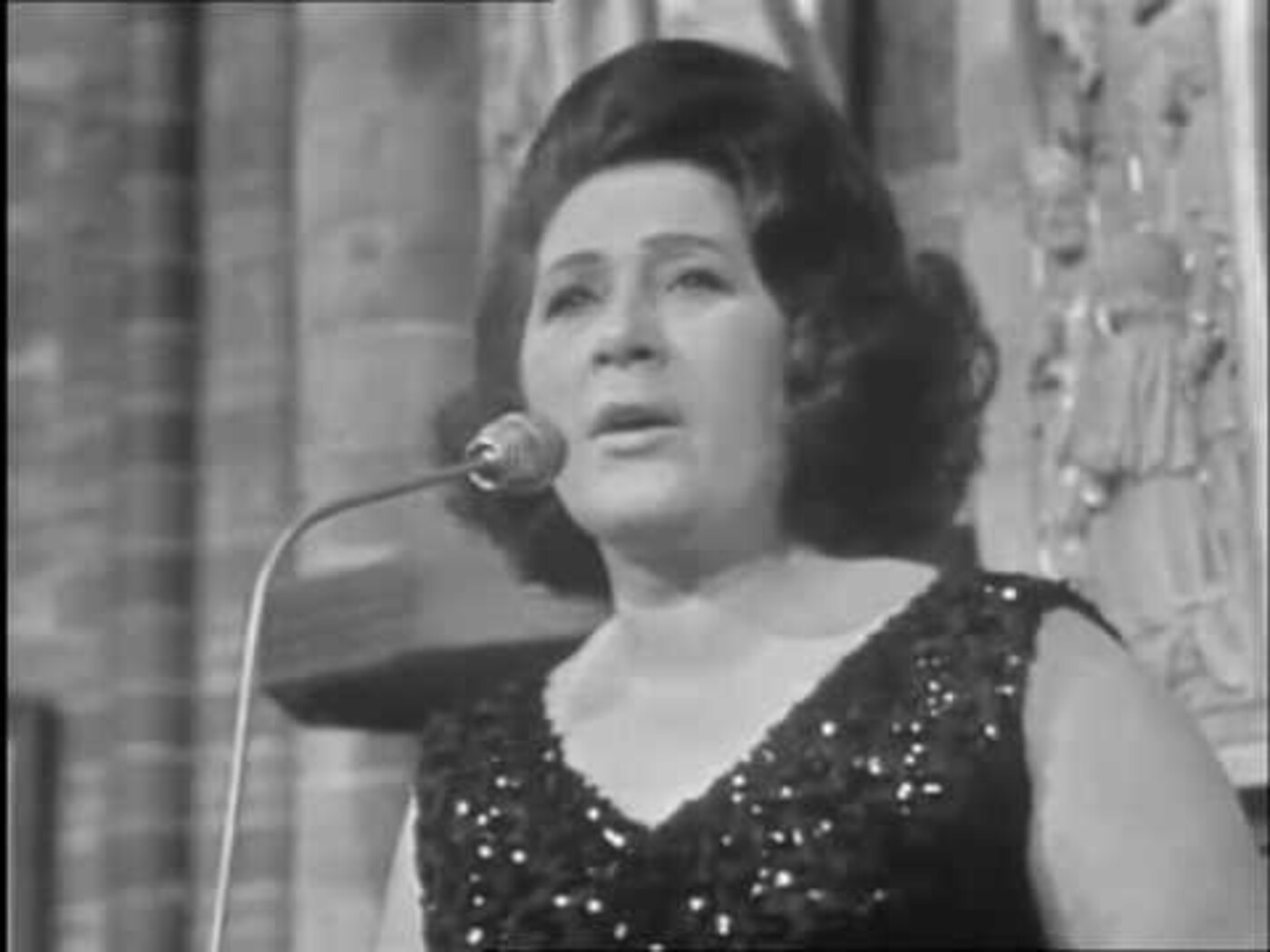 S02E02 23 oktober 1969 - De dag dat de Zangeres Zonder Naam voor Gerard Reve zong
