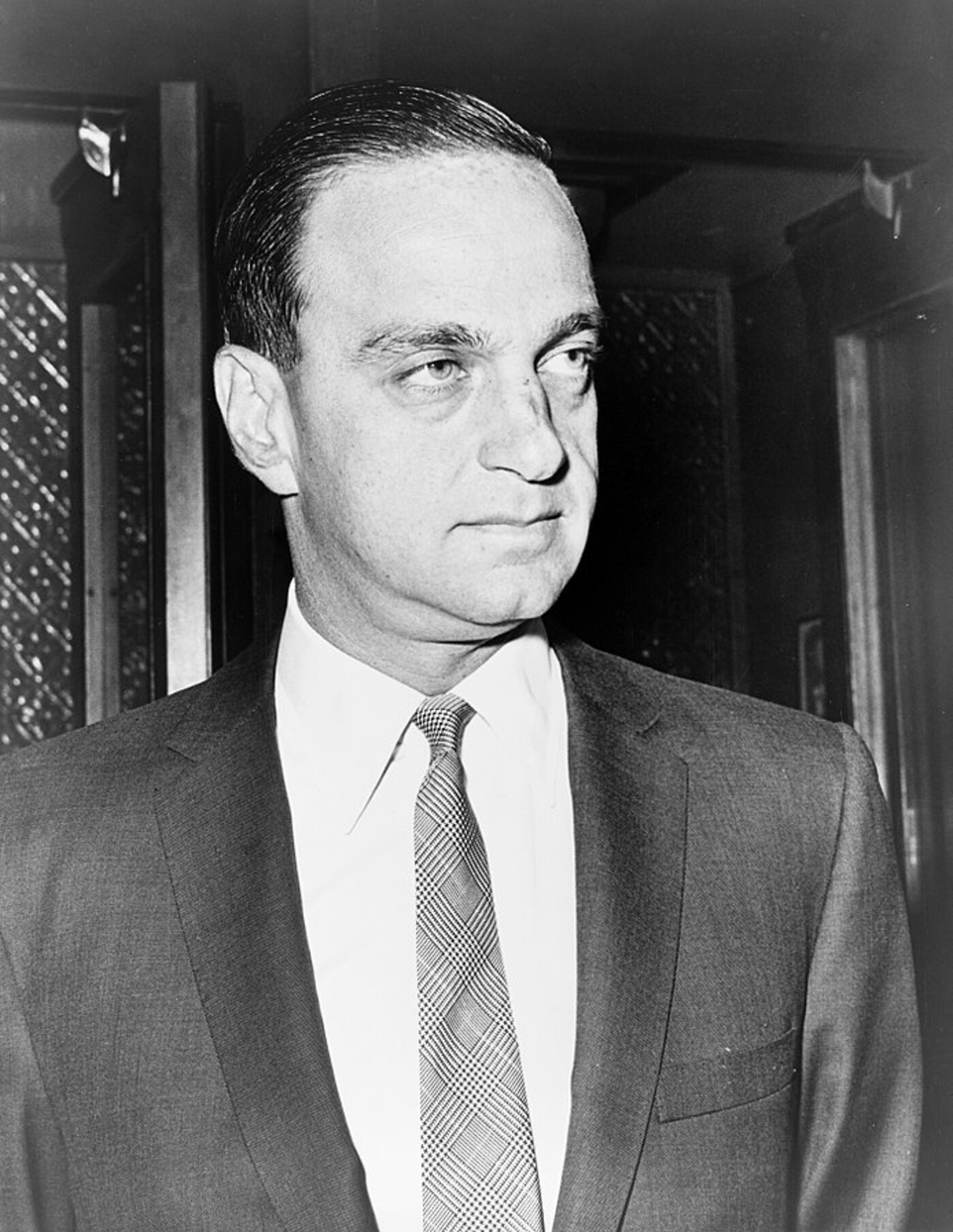 #430 - Pestkop, lafaard en slachtoffer: Roy Cohn