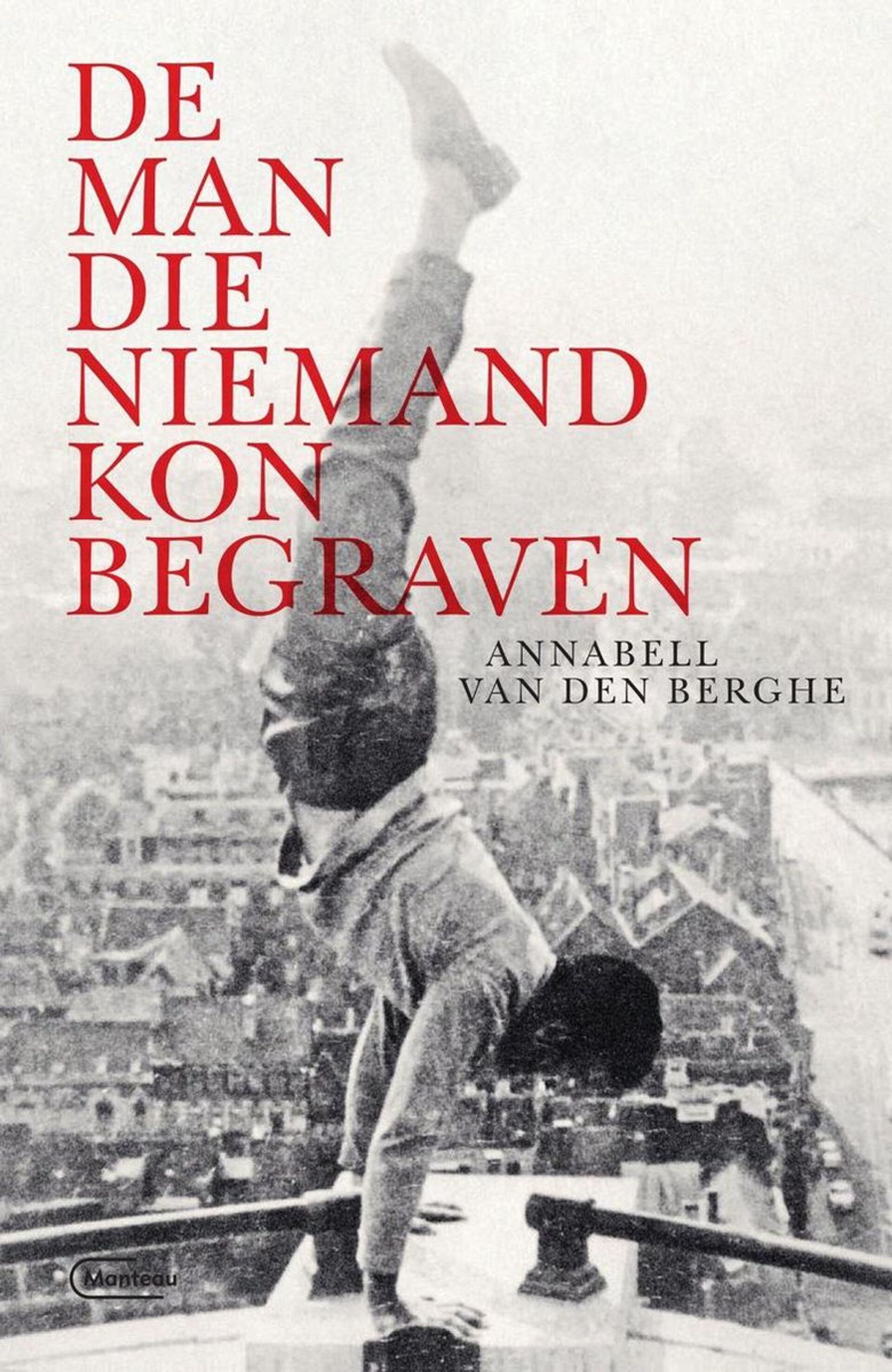 #877 - Annabell Van den Berghe over 'De man die niemand kon begraven'