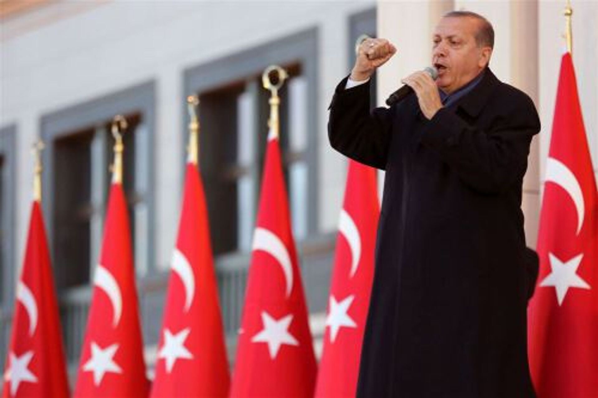 Erdoğan start campagne in Bosnië