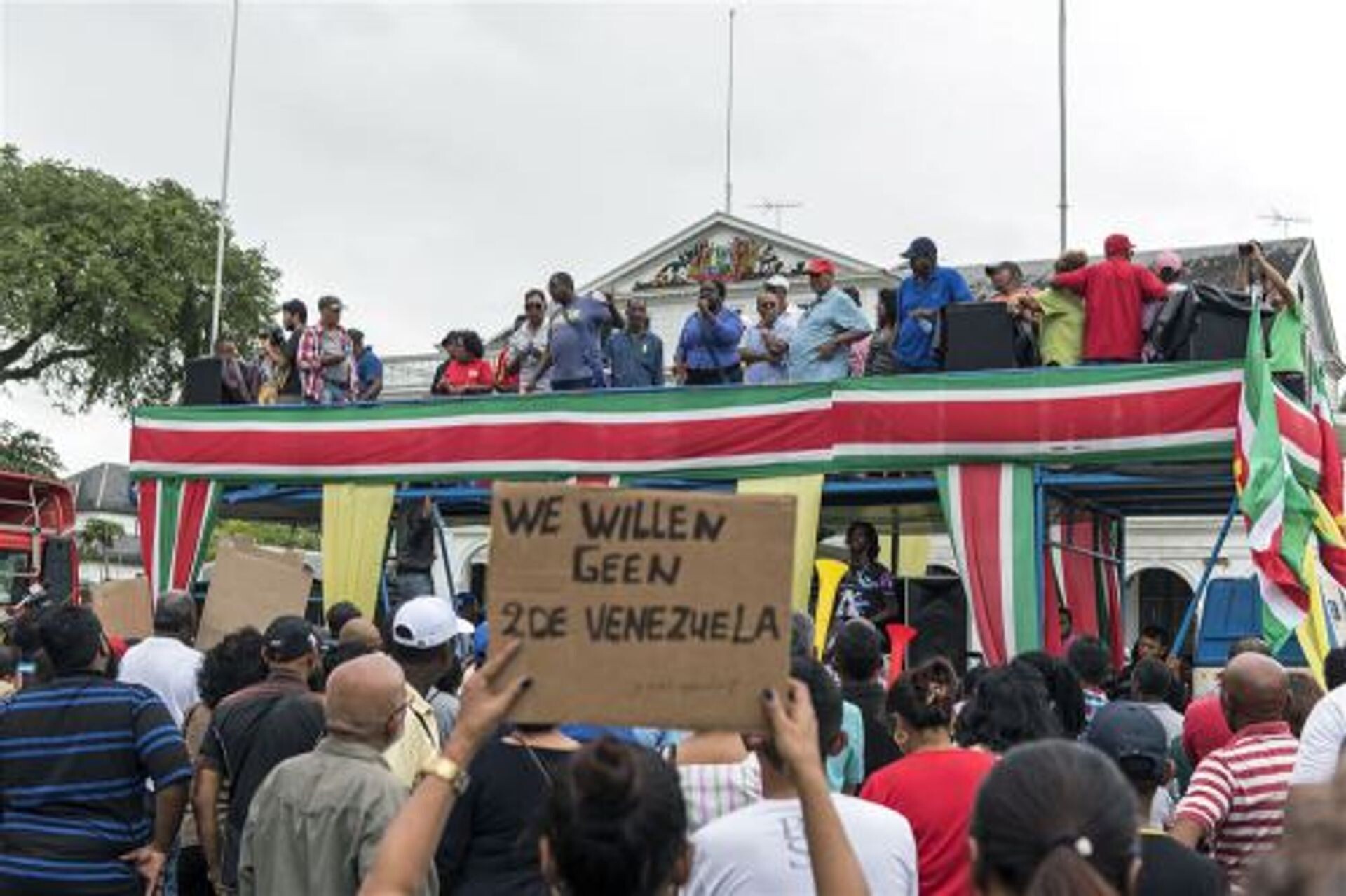 Voor een ander Suriname