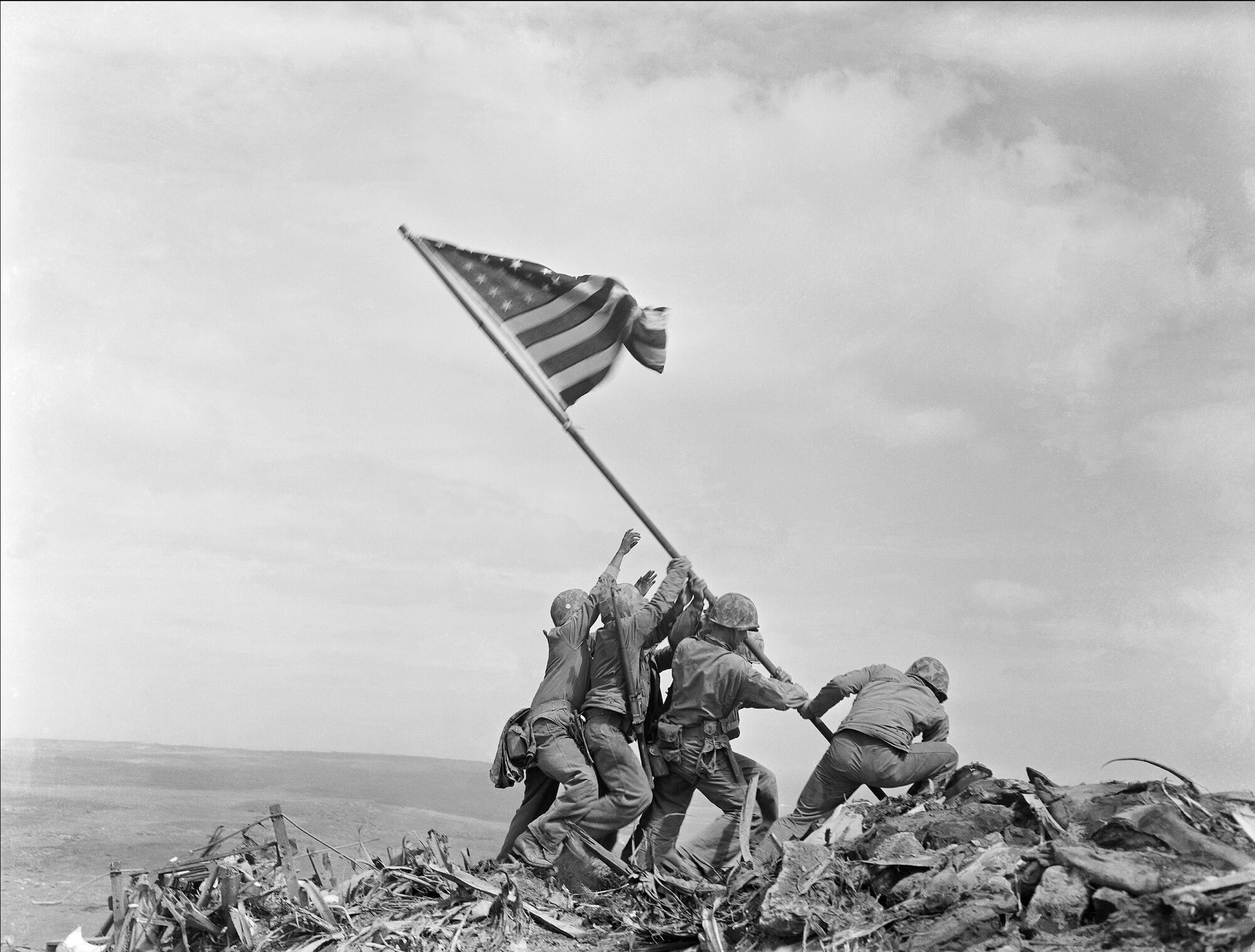 #2120 - Raising the flag - Raising the flag