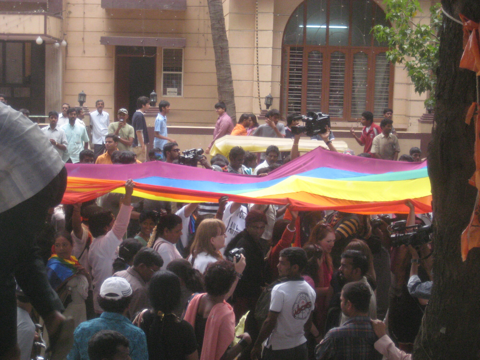 De eerste gay huwelijksadvertentie in India