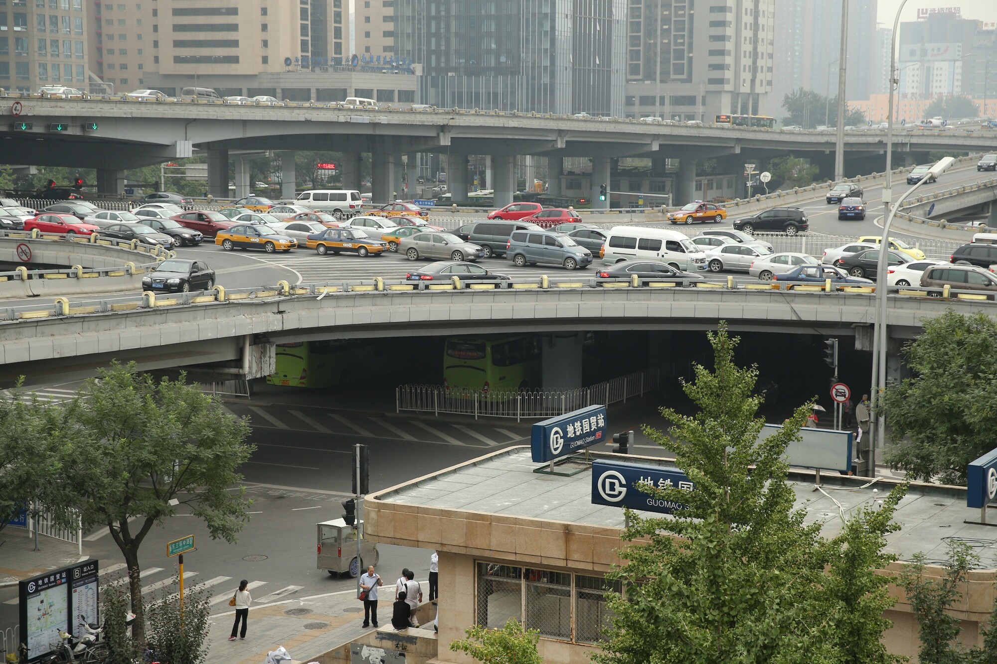 Chinese hybrides; Op zoek naar Frankrijk