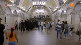 Maurice bewondert het metrosysteem van Moskou
