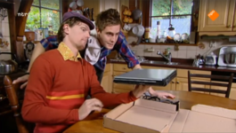 Timo en Finne: De nieuwe laptop vraag 5