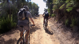 Maurice mountainbiket over La Gomera