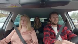 Tim doet opnieuw rijexamen