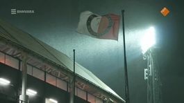 Emma bezoekt samen met Sven een Feyenoord wedstrijd