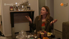 Emma gaat langs bij Anil zijn nieuwe huis