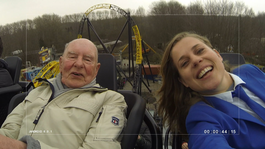 Met opa Jan in de achtbaan!