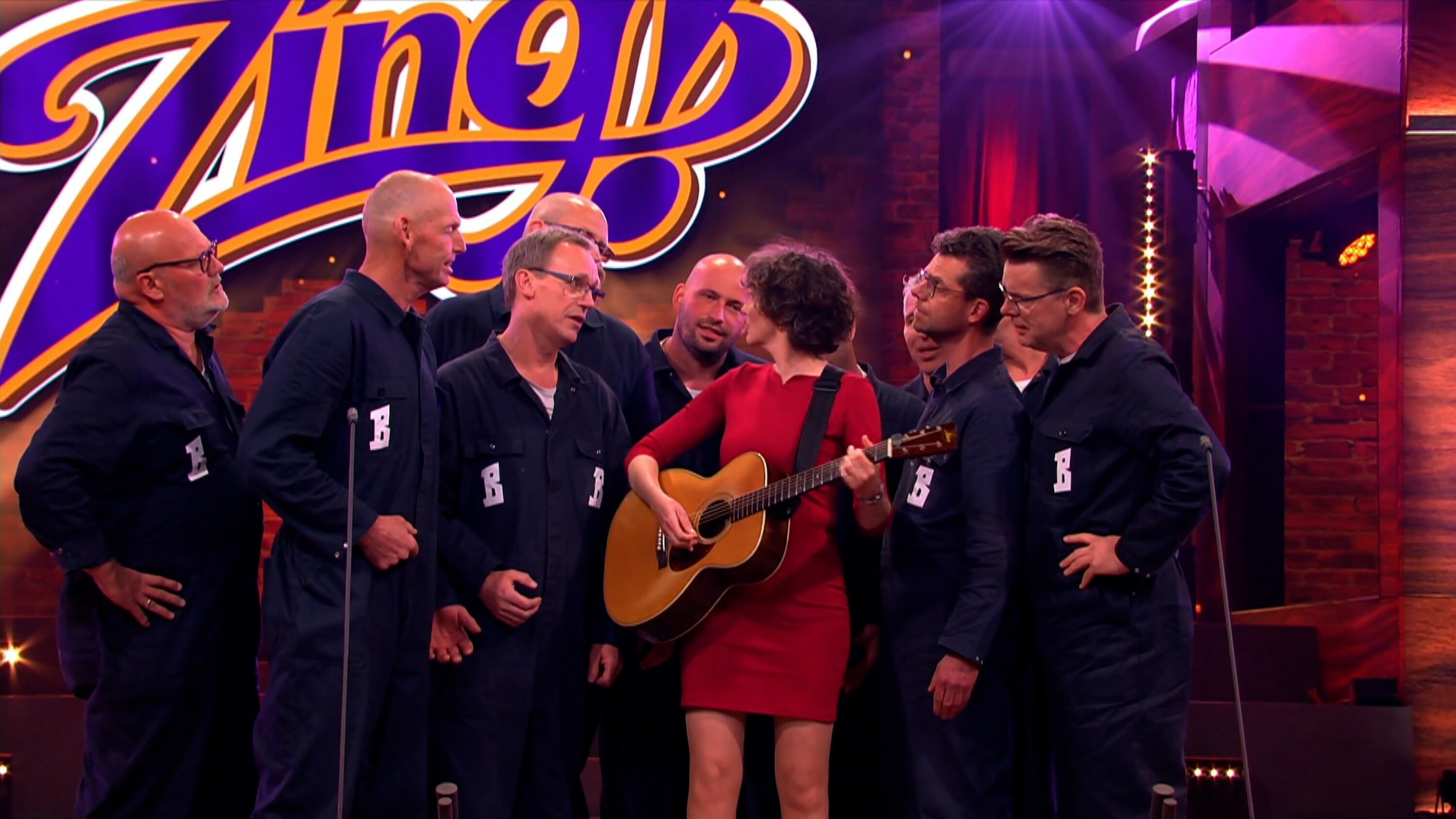 De Boezem Boys combineren zang en theater met 'Als ze er niet is'