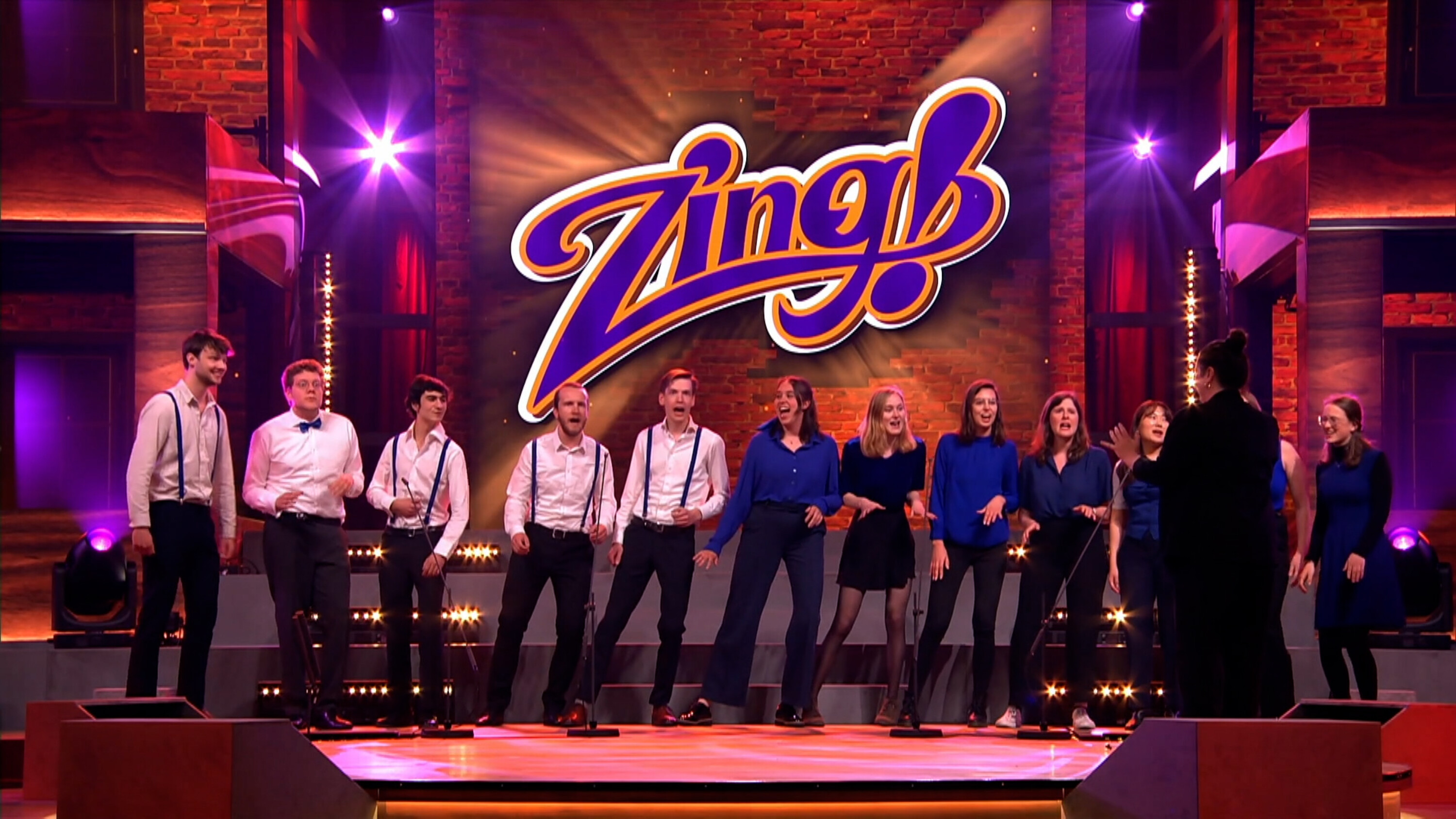 Jazzgroep 'Vocalzz' swingt de pan uit met vocale versie van 'Sing Sing Sing'