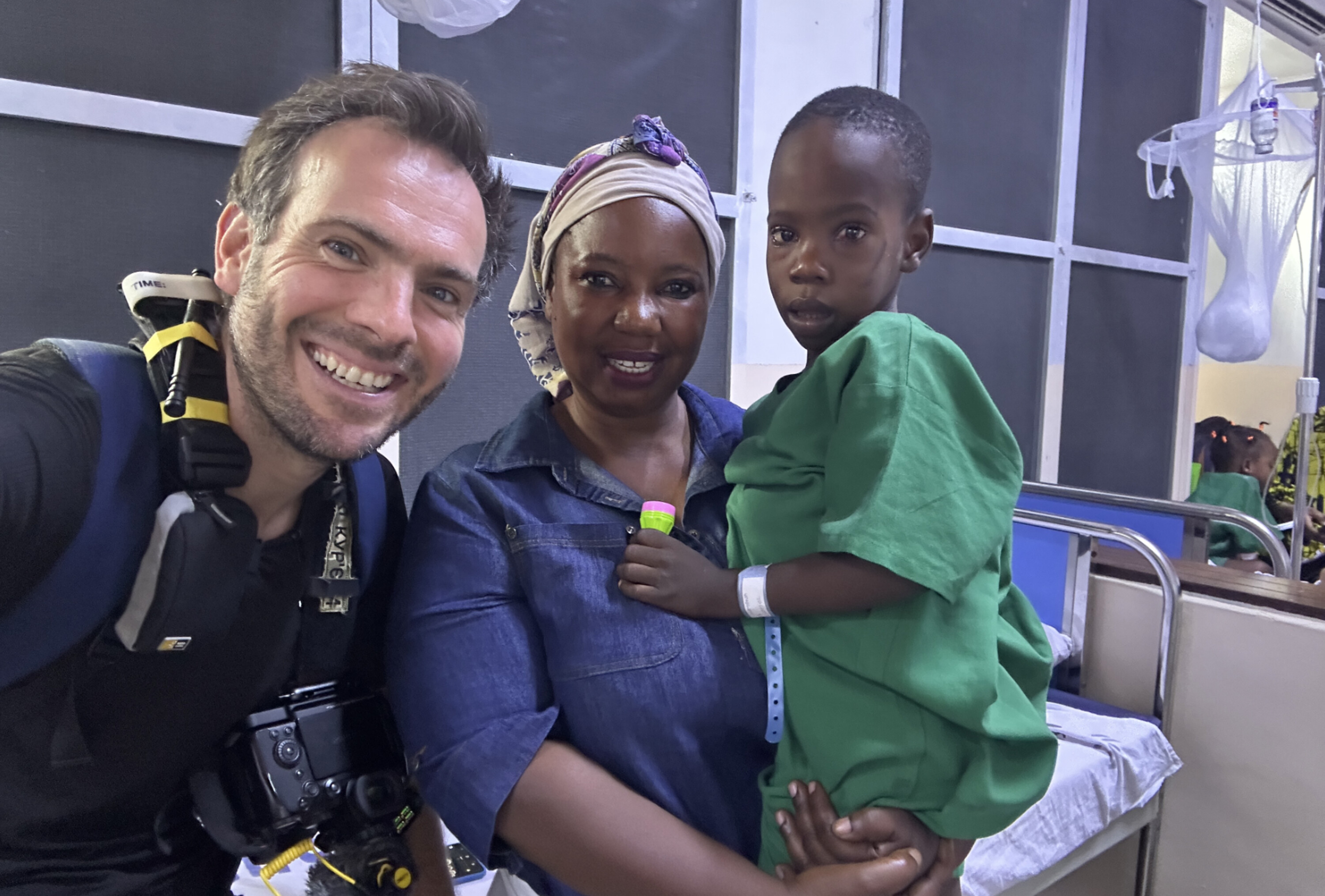 Tanzania: Ivan kan weer zien na operatie