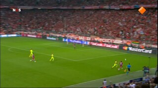 NOS UEFA Champions League Live Bayern München - FC Barcelona