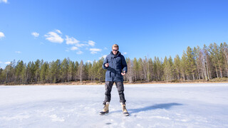 Freeks wilde wereld Zweden - Op glad ijs!