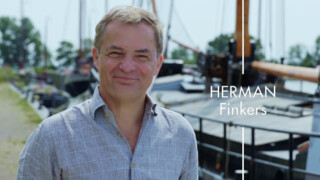 Verborgen verleden Herman Finkers