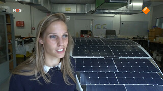 Oud-studenten bouwen commerci&euml;le zonneauto