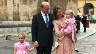 Blauw Bloed - Met Prins Carlos En Prinses Annemarie In Parma