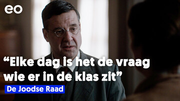 De Joodse Raad | 'Ik probeer me maar gewoon aan het lesprogramma te houden'