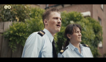 De Vuurwerkramp | Tuinieren met vuurpijlstokken