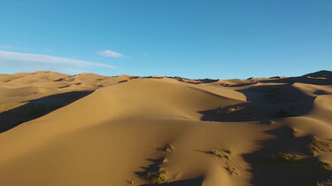 In de woestijn is geen water: Is het snugger of kletspraat?