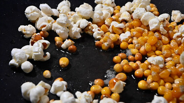 Waarom eten we popcorn in de bioscoop?