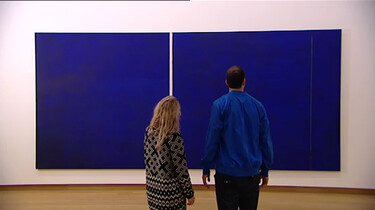 Een blauw schilderij
