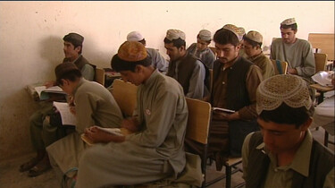Naar school in Afghanistan