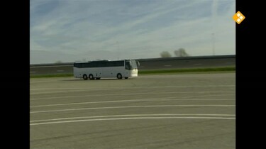 Het Klokhuis: Bus