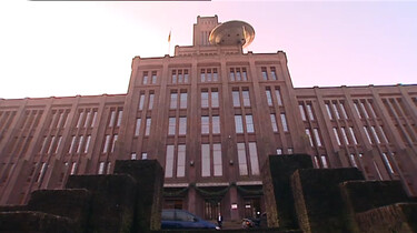 Wat is het grootste gebouw van baksteen in Nederland?