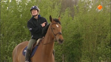 Het Klokhuis: Top springpaard
