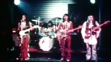 Top 2000 in de klas: Redbone: We Were All Wounded At Wounded Knee
