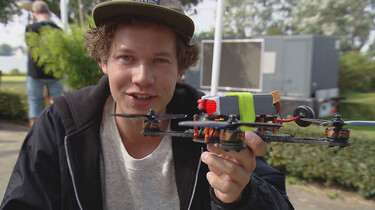 Het Klokhuis: Droneracen