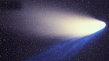Wat is het verschil tussen een komeet en een meteoor?