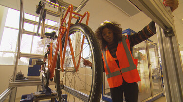 Het Klokhuis: Fietsfabriek