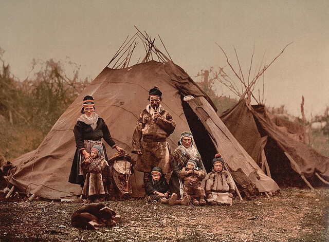 Sami familie in 1900. Sami familie in 1900.