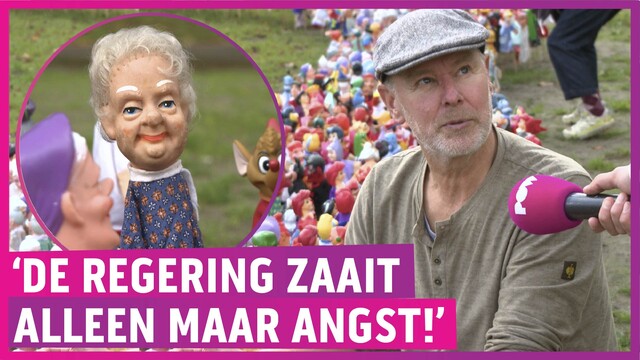 Bizarre demonstratie met 3.000 poppen tegen kabinet!