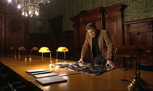 Rob Trip tijdens opnames voor De Oorlog (Screenshot De Oorlog)