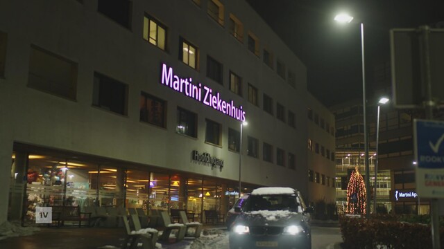 Override of the title Chaos door sneeuw in Noord-Nederland, maar in Groningen gingen zorg- en onderwijsmedewerkers gewoon aan het werk