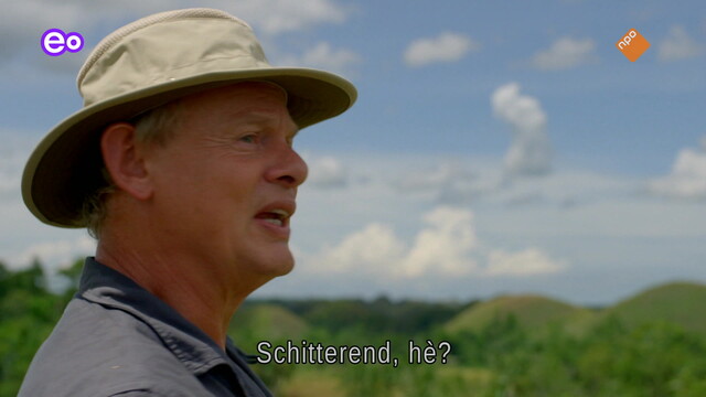 Martin Clunes Islands of the Pacific