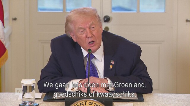 flood the zone tactiek donald trump