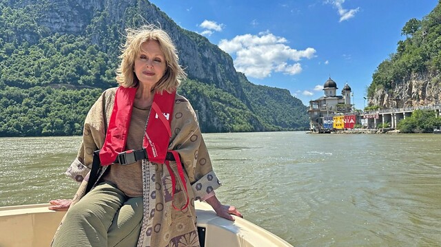 Joanna Lumley reist langs de machtige rivier de Donau